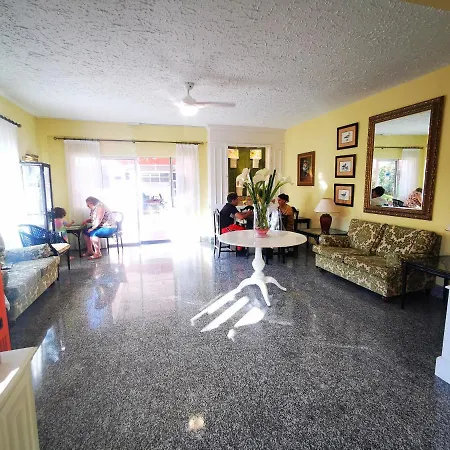 Hotel Don Candido *