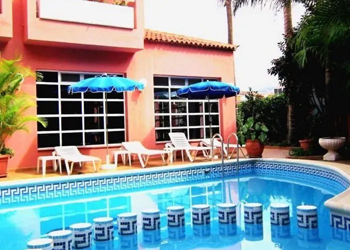 Don Candido Puerto de la Cruz (Tenerife)